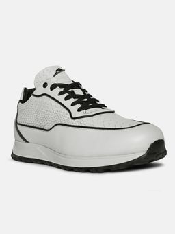 ZEESH - Men White THE ASSASSIN Sneakers