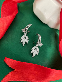 Digital Dress Room - Silver-Plated Cz Leaf Design Drop Earrings for Women