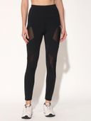 Black color option, Currently selected