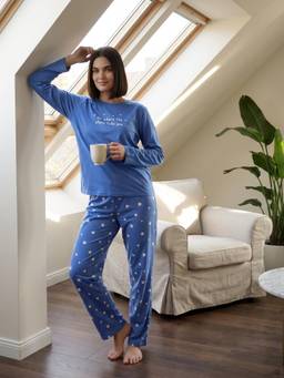 Sweet Dreams - Womens Typographic Printed Full Sleeve Nightsuit