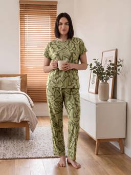 Sweet Dreams - Womens Abstract Printed Nightsuit
