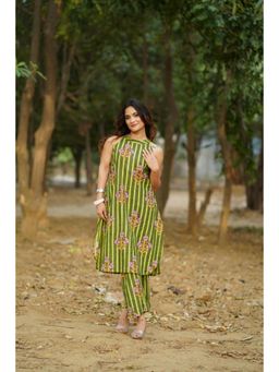 The Quince Life - Meadows Green Halter Co-Ord Set