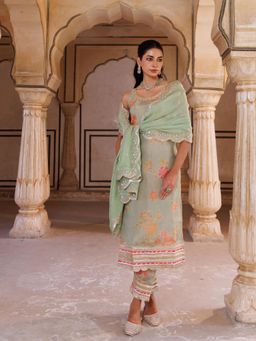 Bannhi - Green Tissue Kurta With Pant and Dupatta