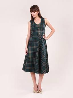 BLANC9 - Checkmate Waistcoat And Skirt