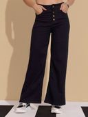 Black color option, Currently selected