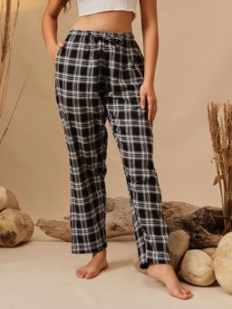 Clovia - Women Black Checks Pyjama