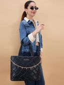 Black color option, Currently selected