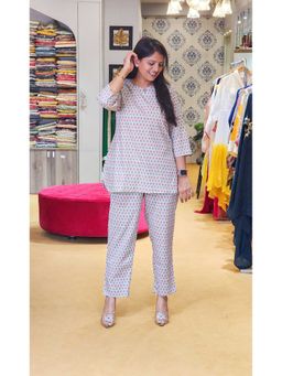 Pink Tree - Blue Block Print Lounge Wear Kurti and Pant