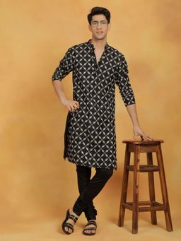 Vastramay - Mens Black Cotton Blend Kurta and Pyjama (Set of 2)