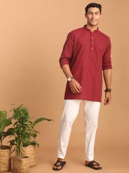 Vastramay - Mens Maroon with White Cotton Kurta and Pyjama (Set of 2)