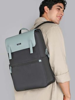 CARRIALL - Aero Black Laptop Backpack - Minimal Everyday Design