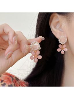 ESTAILO FASHION - Pink Pearl-Haloed Blooms Earrings for Women