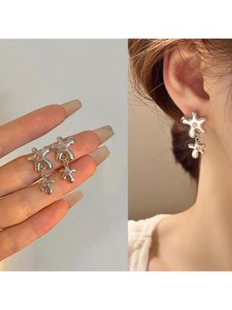 ESTAILO FASHION - Silver Molten Flora Links Earrings
