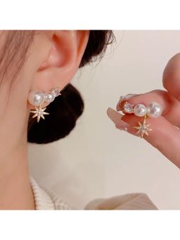 ESTAILO FASHION - White Midnight Galaxy Crawlers Earrings