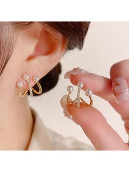 ESTAILO FASHION - White Trio Pearl Halo Earrings