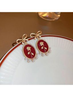 ESTAILO FASHION - Red Gilded Garnet Cameos Earrings