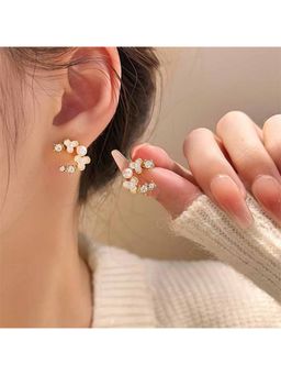 ESTAILO FASHION - White Heritage Pearl Arcs Stud Earrings