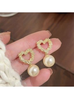 ESTAILO FASHION - White Heart Of Pearl Drop Studs Earrings