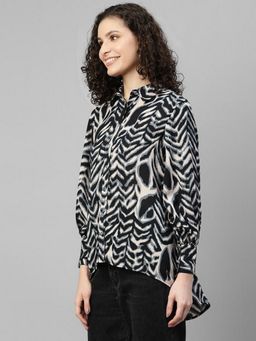 Deebaco - Women Black Zebra Print Shirt