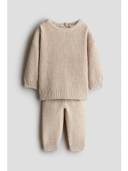 Beige color option, Currently selected