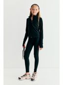 Black color option, Currently selected