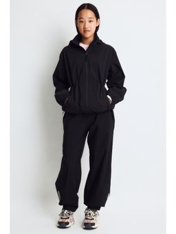 H&M MOVE - Boys Black Rain Jacket With Stormmove