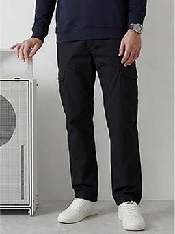 WROGN - Men Black Straight Fit Solid Cargo Trouser