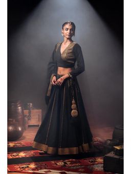 Taraasi - Sunehri Koyal Black Mulmul Cotton Kalidar Ghaghara Skirt