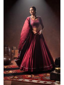 Taraasi - Manjulika Maroon Mulmul Cotton Kalidar Ghaghara Skirt
