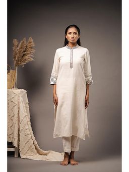 Taraasi - THE PRISM' Ivory Organic Cotton Kurta
