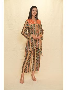 Rabnoor K Sethi - Bottle Green Printed Asymmetrical Co-Ord (Set of 2)