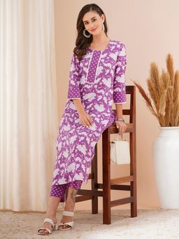 Gahan - Rayon Floral Printed Lace Work Purple Kurta with Pant (Set of 2)