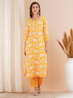 Gahan - Rayon Floral Printed Lace Work Yellow Kurta with Pant (Set of 2)