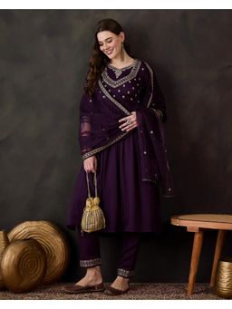 Gahan - Purple Star Georgette Zari Sequence Embroidered Kurta with Pant & Dupatta