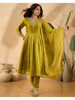 Gahan - Green Vichitra Zari Sequence Embroidered Naira Cut Kurta with Pant & Dupatta