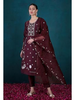 Gahan - Maroon Chanderi Thread Embroidered Kurta with Pant & Dupatta
