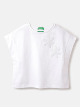 United Colors of Benetton - Boxy Fit Round Neck Applique T-Shirt