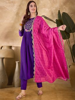 Gahan - Purple Zari Sequence Embroidered Kurta with Pant & Dupatta