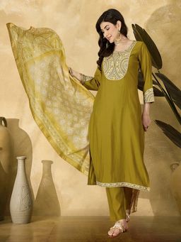 Gahan - Green Roman Silk Thread Hand Embroidered Kurta with Pant & Dupatta