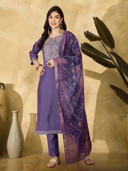 Gahan - Lavender Sequence Thread Hand Embroidered Kurta with Pant and Dupatta