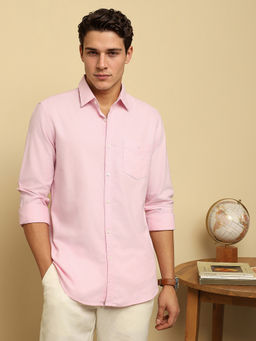 Van Heusen - Men Pink Slim Fit Solid Full Sleeves Casual Shirt