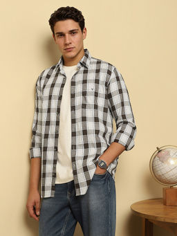 Van Heusen - Men Black Slim Checks Full Sleeves Casual Shirt