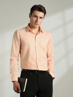 Van Heusen - Men Peach Slim Fit Solid Full Sleeves Formal Shirt