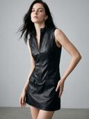 Black color option, Currently selected