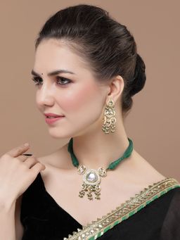 Dugran By Dugristyle - Green & Gold Drop Earring with Kundan & Pearls