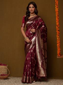 Garden VARELI - Women's Violet Art Silk Woven Design Saree