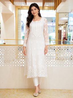 ADA - Embroidered White Georgette Lucknowi Chikankari Kurta with Slip