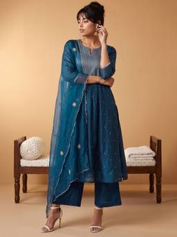 max - Women's Embroidered Kurta with Palazzo & Dupatta