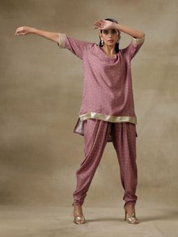 trueBrowns - Dark Mauve Bandhani Printed Silk Loose Kurta Dhoti Pant (Set of 2)