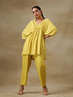 trueBrowns - Lime Green Bandhani Printed Silk Drop Shoulder Co-ord (Set of 2)